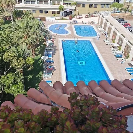 With 2 Bedrooms In Puerto De La Cruz With Wonderful Sea View Shared Pool Terrace 200 M Fro *