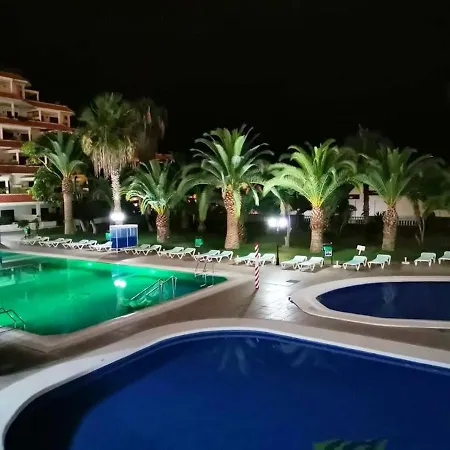 With 2 Bedrooms In Puerto De La Cruz With Wonderful Sea View Shared Pool Terrace 200 M Fro Apartament